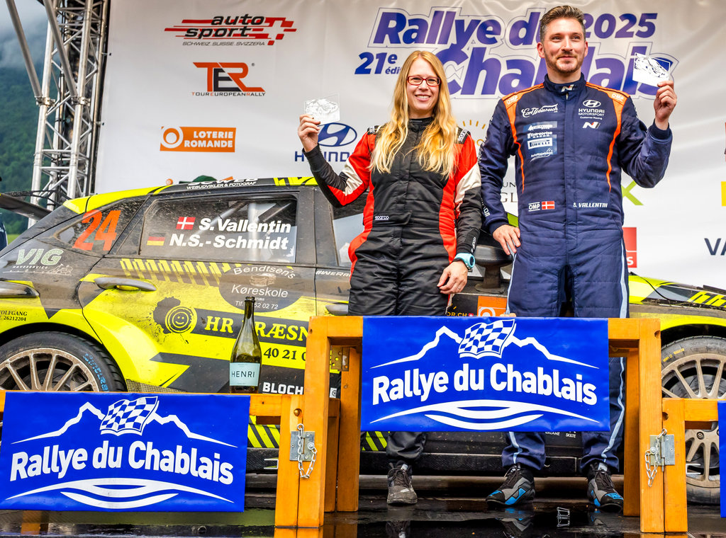 Senest har Simon Vallentin og Natalie Solbach-Schmidt kørt Rallye du Chablais i Schweiz og stiller i weekenden op på ny i Vallentin Rallysports heftige Hyundai i20N med et eneste mål: At vinde!
(Foto: Morten Dam - autoMOTIV/specialpress)
